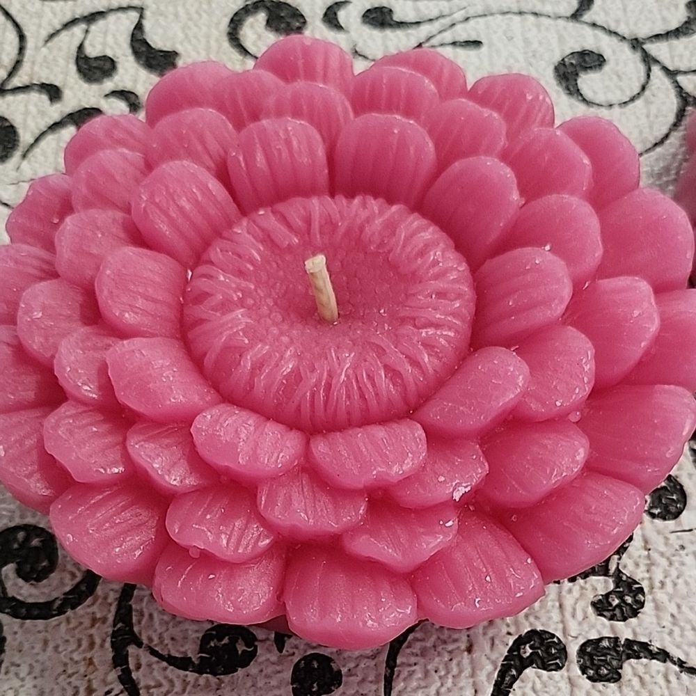Farmstand Set of 4 Floral Citronella Candles - Picture 8 of 9